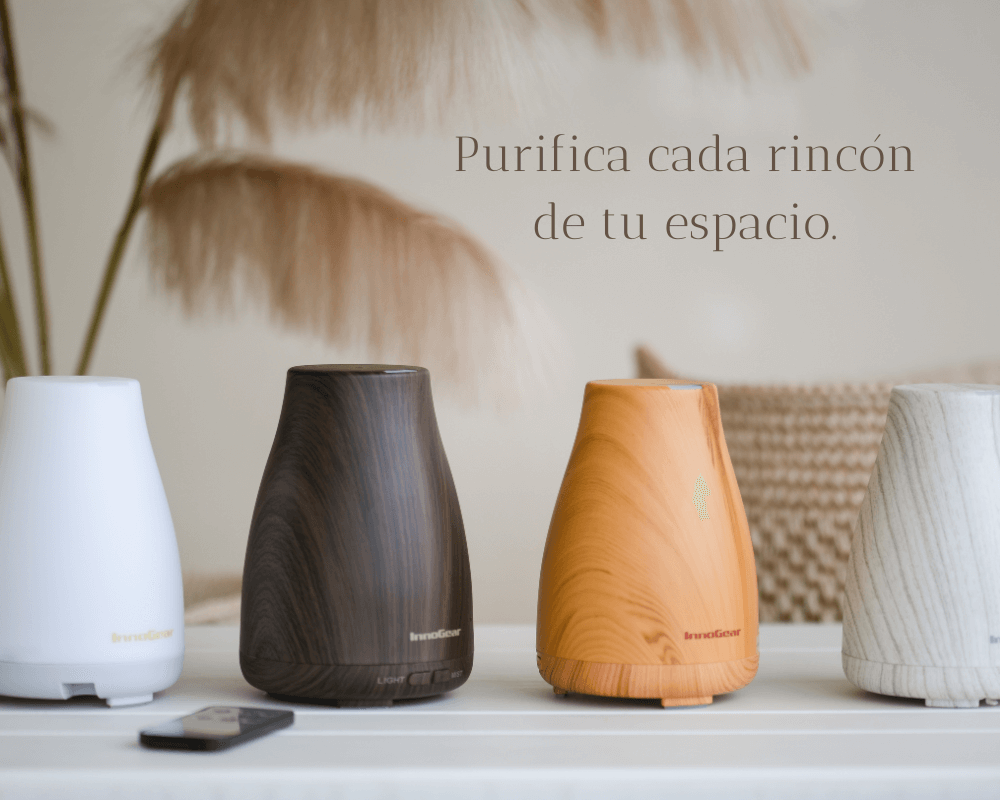 Difusor de aromaterapia blanco de 150ml con niebla fría, luces LED multicolor y apagado automático. Perfecto para humidificar y aromatizar espacios con aceites esenciales.